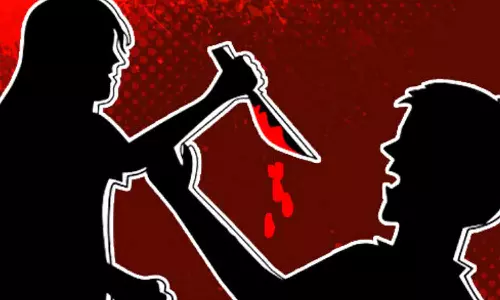 மது குடிப்பதை கண்டித்த கணவனின் மர்ம உறுப்பை வெட்டி கொலை செய்த மனைவி