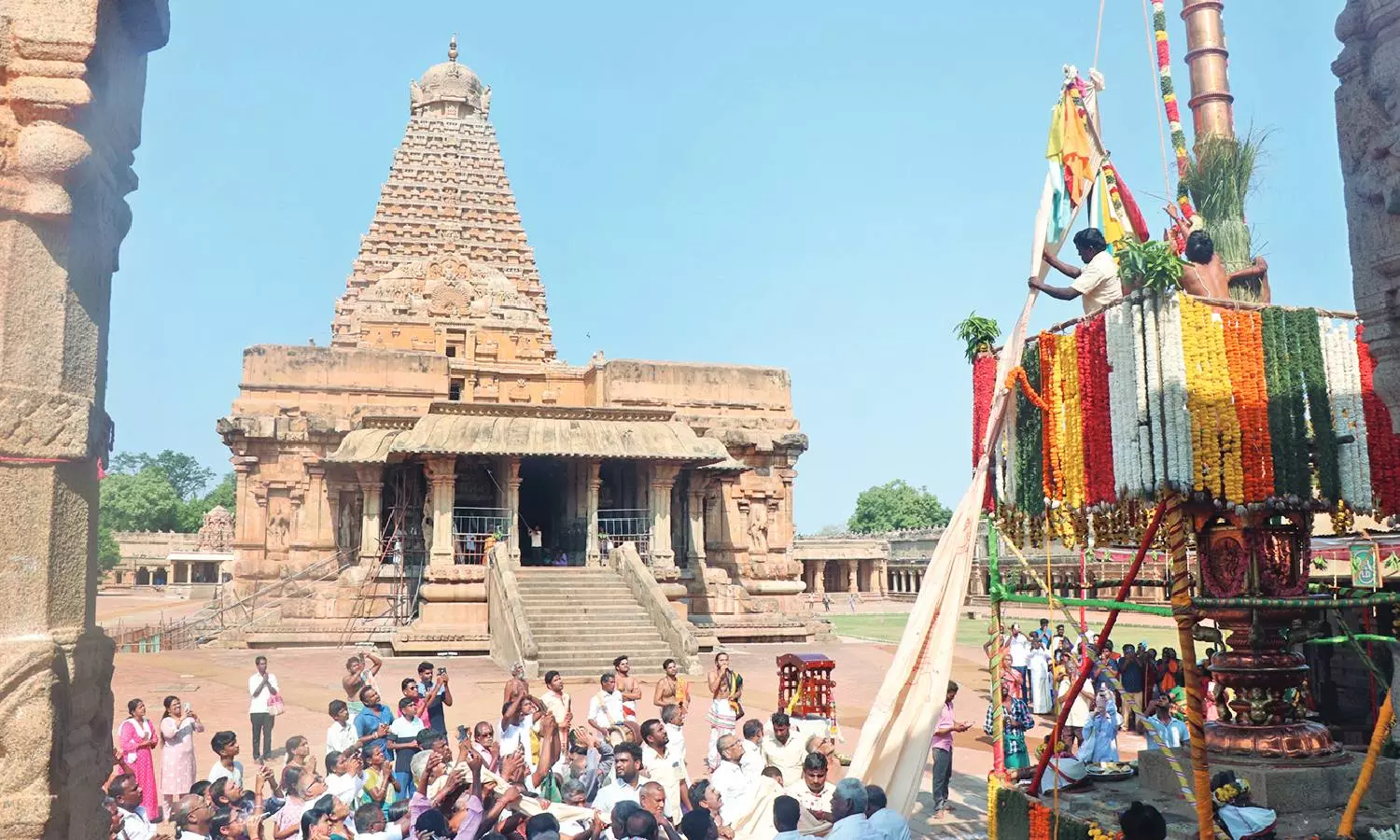 தஞ்சை பெரிய கோவிலில் இன்று சித்திரை திருவிழா கொடியேற்றம்: 7-ந்தேதி தேரோட்டம்