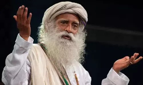 பயங்கரவாதத்தை இரும்பு கரம் கொண்டு ஒடுக்க வேண்டும்- காஷ்மீர் தாக்குதல் குறித்து சத்குரு பதிவு