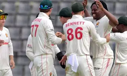 முதல் டெஸ்ட்: வங்கதேசத்தை 3 விக்கெட் வித்தியாசத்தில் வீழ்த்திய ஜிம்பாப்வே