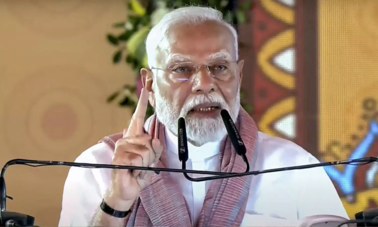 கற்பனையில் நினைத்துப் பார்க்காத பதிலடி தருவோம் - பஹல்காம் தாக்குதல் பற்றி பிரதமர் மோடி கற்பனையில் நினைத்துப் பார்க்காத பதிலடி தருவோம் - பஹல்காம் தாக்குதல் பற்றி பிரதமர் மோடி