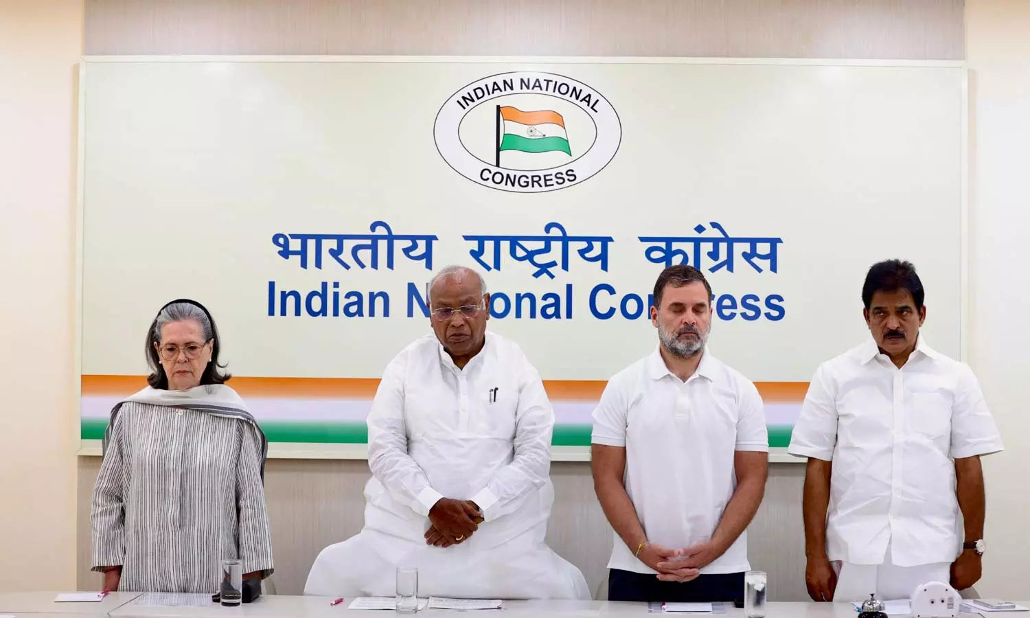 பஹல்காம் பயங்கரவாத தாக்குதல் நம் குடியரசு மீதான நேரடி தாக்குதல்: காங்கிரஸ் காரிய கமிட்டி பஹல்காம் பயங்கரவாத தாக்குதல் நம் குடியரசு மீதான நேரடி தாக்குதல்: காங்கிரஸ் காரிய கமிட்டி