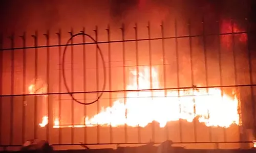 புழல் குப்பை கிடங்கில் தீ விபத்து