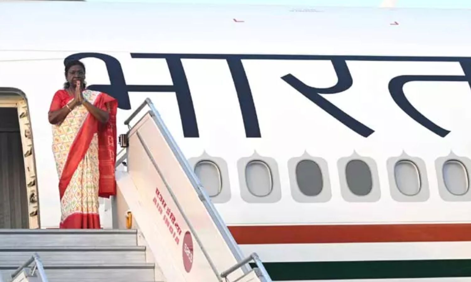 போப் பிரான்சிஸ் இறுதிச்சடங்கில் பங்கேறக வாடிகன் புறப்பட்டார் திரௌபதி முர்மு