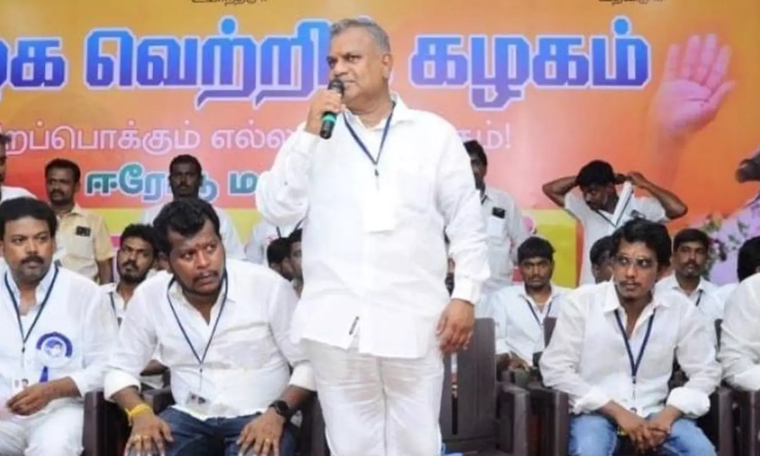 த.வெ.க என்றாலே மற்ற கட்சிகளுக்கு பயம் வந்துவிட்டது- புஸ்ஸி ஆனந்த் த.வெ.க என்றாலே மற்ற கட்சிகளுக்கு பயம் வந்துவிட்டது- புஸ்ஸி ஆனந்த்