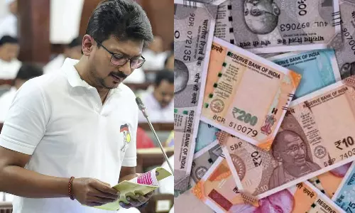 கட்டாய கடன் வசூலில் ஈடுபட்டால் 3 ஆண்டு சிறை- புதிய மசோதாவை தாக்கல் செய்தார் உதயநிதி ஸ்டாலின்