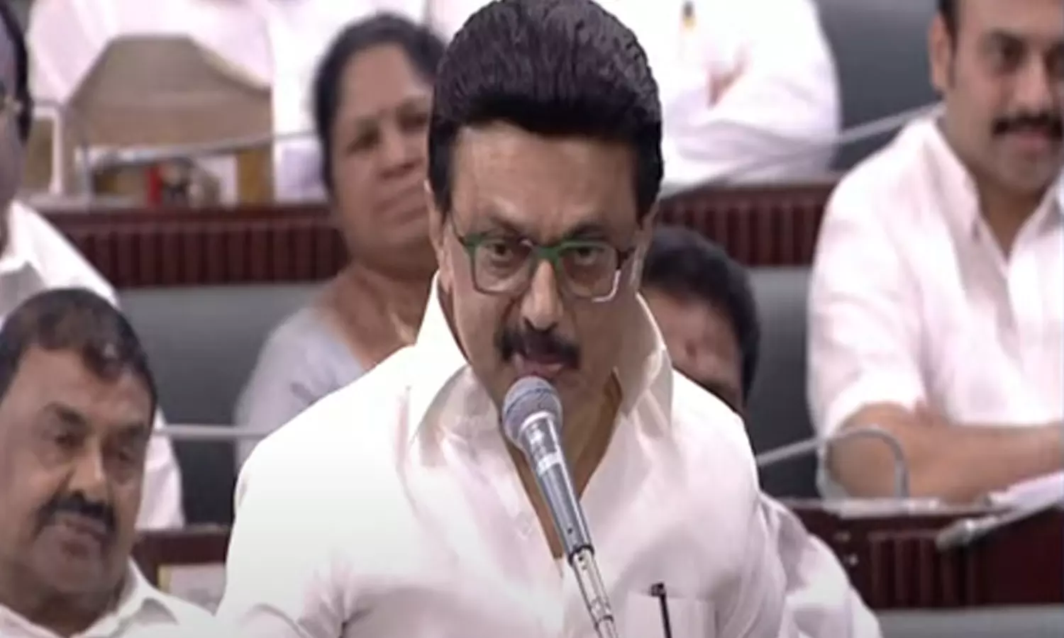 அ.தி.மு.க. ஆட்சியில் எங்கும் குட்கா, எங்கும் போதைப்பொருள்- முதலமைச்சர் மு.க.ஸ்டாலின் அ.தி.மு.க. ஆட்சியில் எங்கும் குட்கா, எங்கும் போதைப்பொருள்- முதலமைச்சர் மு.க.ஸ்டாலின்