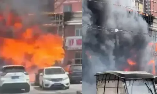 VIDEO: சீன உணவகத்தில் பயங்கர தீ விபத்து - 22 பேர் உயிரிழப்பு