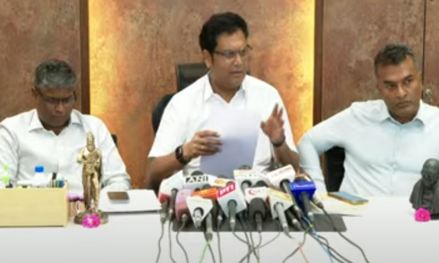 மின்னணு பொருட்கள் உற்பத்தியில் தமிழ்நாடு முதலிடம் - அமைச்சர் டி.ஆர்.பி.ராஜா