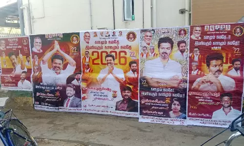 அடுத்த பூத் கமிட்டி கூட்டத்திற்காக விஜய்க்கு அழைப்பு விடுத்து த.வெ.க.வினர் ஒட்டிய போஸ்டர்கள்