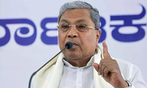 பாகிஸ்தானுக்கு ஆதரவாக யார் பேசினாலும் அது தவறு, தேச துரோகத்திற்கு சமமானது: சித்தராமையா