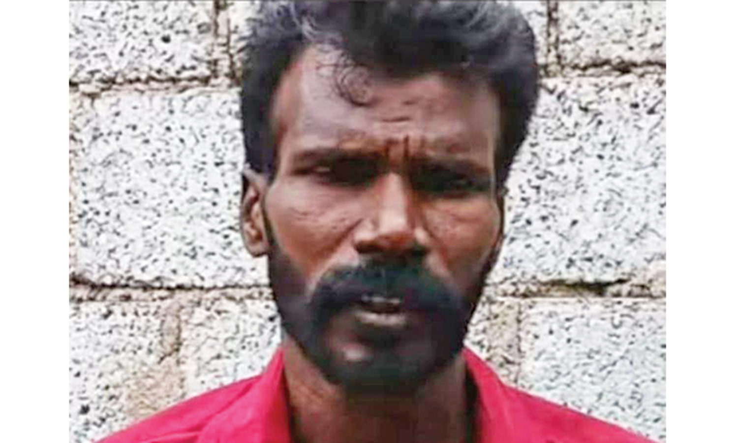 சங்கரன்கோவில் அருகே விவசாயி கொலையில் 2 பேர் சிக்கினர்- உடலை வாங்க மறுத்து உறவினர்கள் போராட்டம்