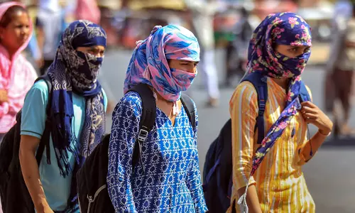 சேலத்தில் 102.2 டிகிரி வெயில் பதிவு - பொதுமக்கள் கடும் அவதி