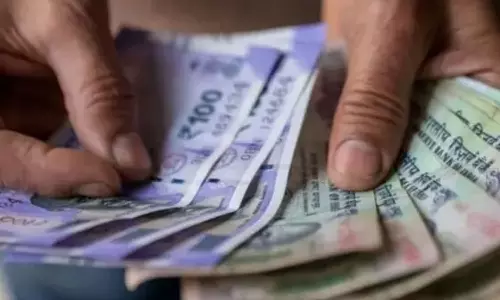 சென்னையில் ஆன்லைனில் ஐ.பி.எல். சூதாட்டம்: 3 பேரிடம் தீவிர விசாரணை- ரூ.19 லட்சம் பணம் பறிமுதல்