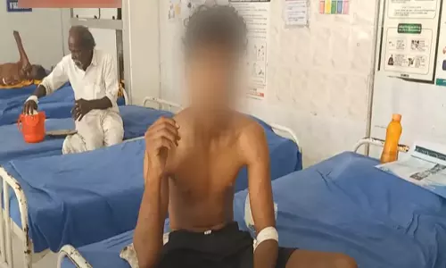 17 வயது சிறுவனை சாதி பெயரை சொல்லி கட்டி வைத்து கொடூர தாக்குதல்