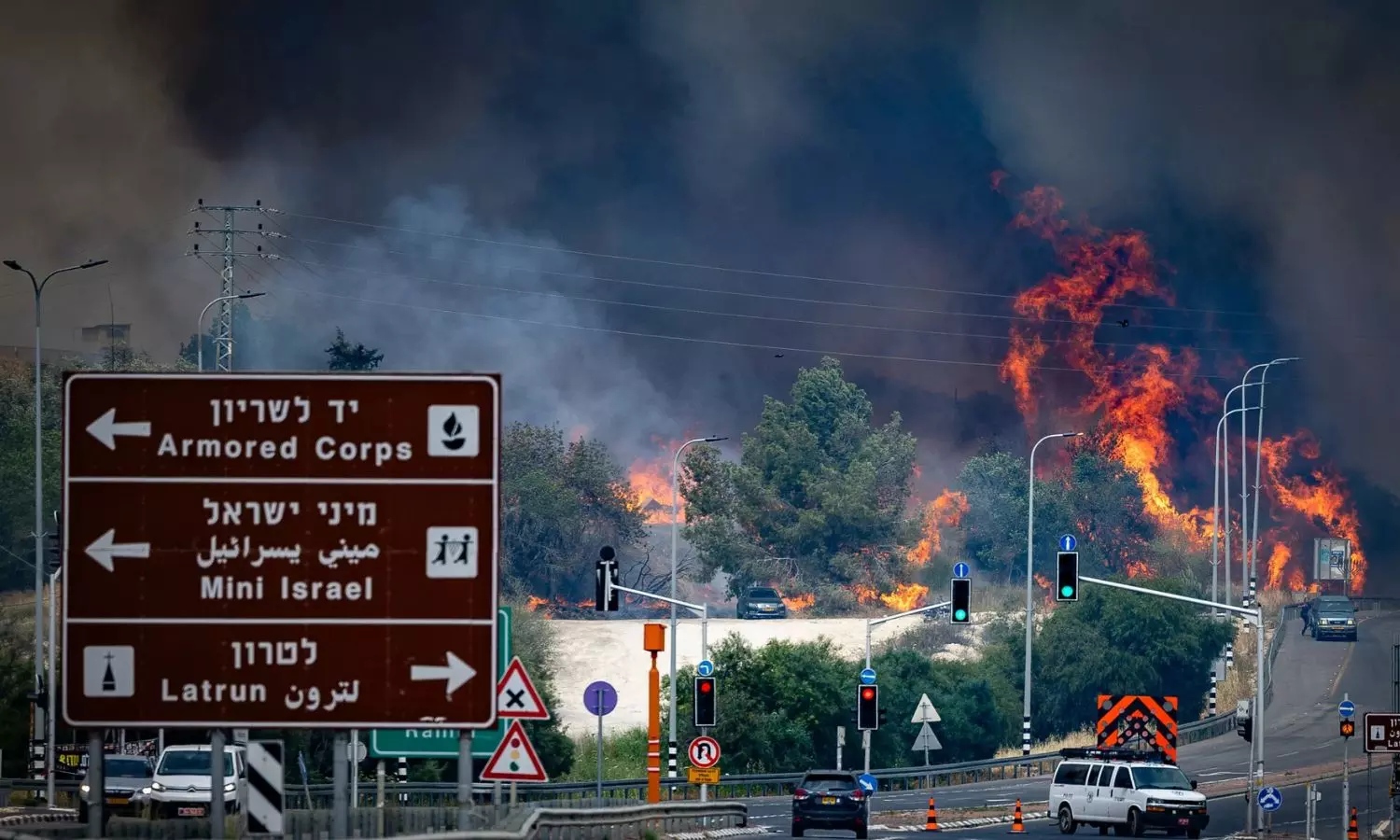 நாடு இதுவரை கண்டிராத மிகப்பெரிய காட்டுத் தீ.. இஸ்ரேலில் தேசிய அவசரநிலை அறிவிப்பு