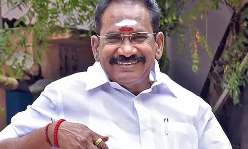 பிரதமர் மோடி பாராட்டும் ஒரே தலைவர் எடப்பாடி பழனிசாமி - செல்லூர் ராஜூ புகழாரம்