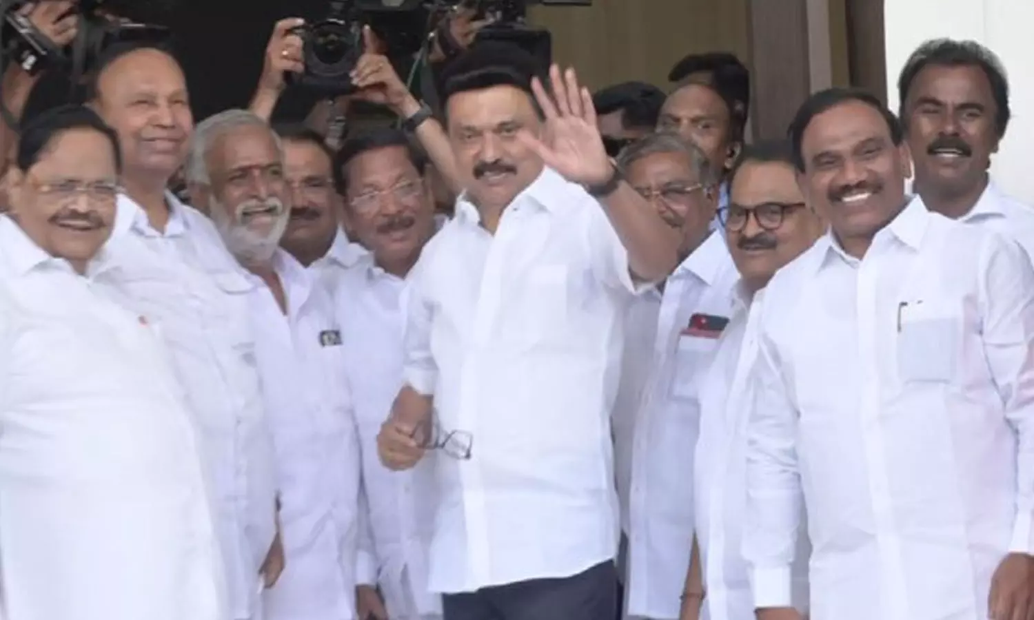 முதலமைச்சர் மு.க.ஸ்டாலின் தலைமையில் தி.மு.க. மாவட்ட செயலாளர்கள் கூட்டம் தொடங்கியது