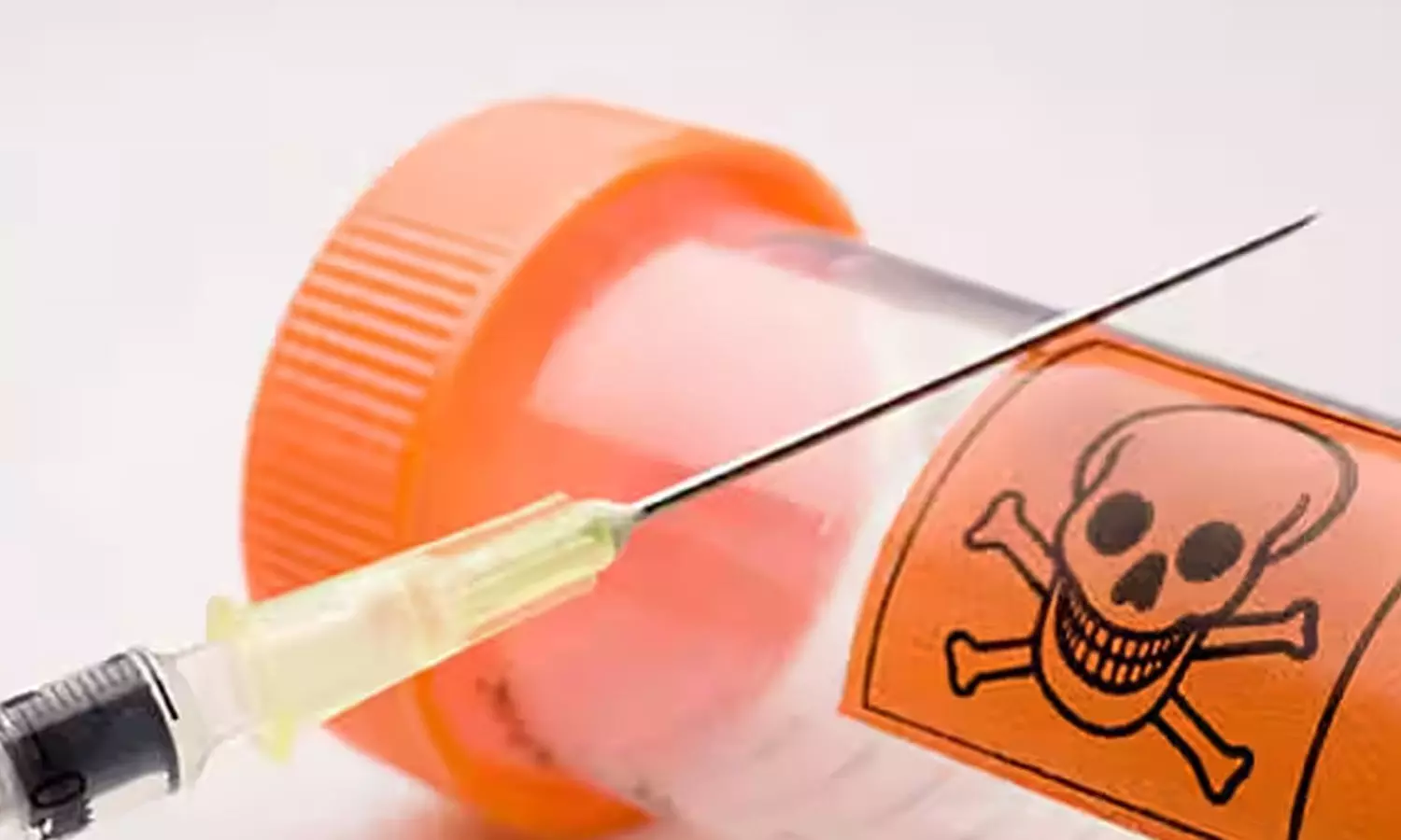 ஜிப்மர் டாக்டர் விஷ ஊசி போட்டு தற்கொலை- அடுத்தடுத்து பெற்றோர் இறந்ததால் விரக்தி