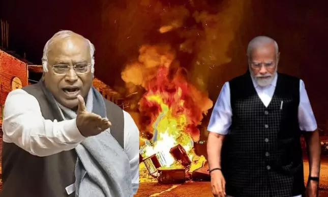 44 வெளிநாட்டுப் பயணம் சென்ற மோடி மணிப்பூரில் ஒரு நொடி கூட செலவிடவில்லை.. தர்மம் தவறியதாக கார்கே தாக்கு 44 வெளிநாட்டுப் பயணம் சென்ற மோடி மணிப்பூரில் ஒரு நொடி கூட செலவிடவில்லை.. தர்மம் தவறியதாக கார்கே தாக்கு
