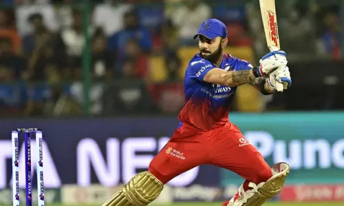 ஐ.பி.எல். தொடரில் 8,500 ரன்கள்: வரலாற்று சாதனை படைத்த விராட் கோலி