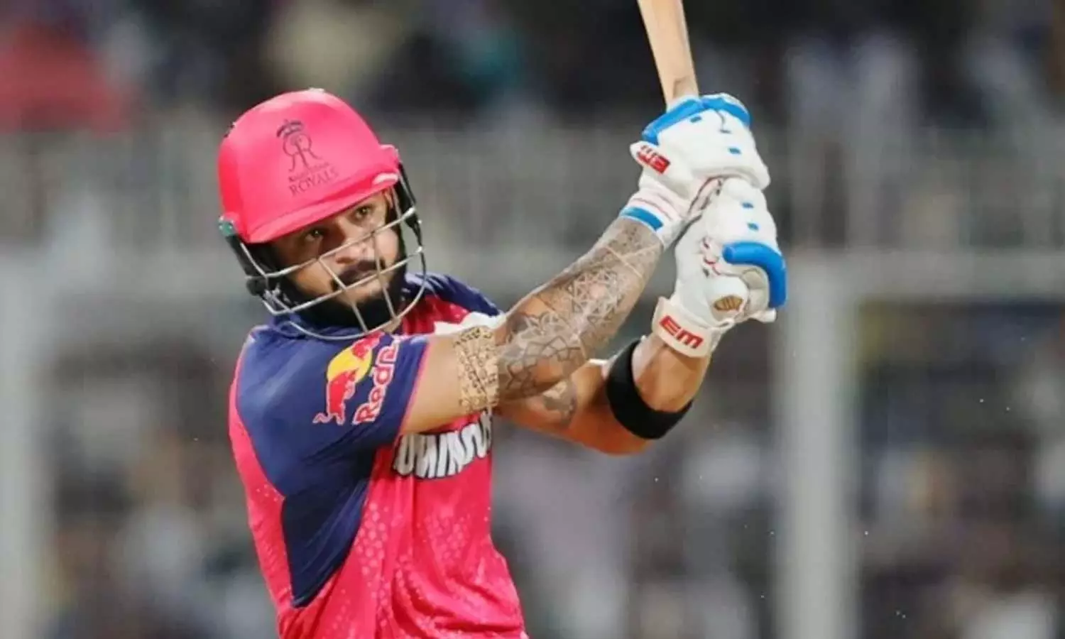 ஒரே ஓவர்ல 4 சிக்ஸ் அடிப்பேன்னு சொல்லி 5 சிக்ஸ் அடிச்சிட்டான் - வைரலாகும் பராக்கின் பழைய பதிவு