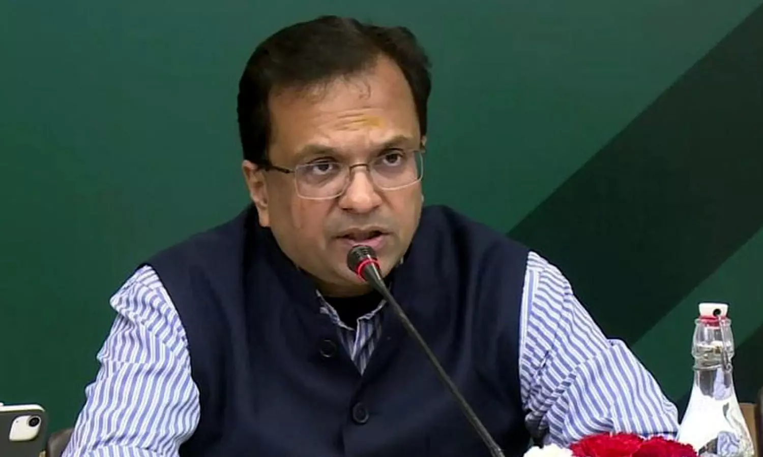 தலைமை செயலாளர்களுடன் மத்திய அரசு அவசர ஆலோசனை- நாடு முழுவதும் உஷார் நிலை... தலைமை செயலாளர்களுடன் மத்திய அரசு அவசர ஆலோசனை- நாடு முழுவதும் உஷார் நிலை...