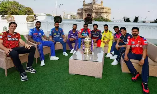 பிளேஆப் ரேசில் இருந்து வெளியேறிய சி.எஸ்.கே, ராஜஸ்தான், ஐதராபாத்- முதல் 4 இடத்துக்கு 7 அணிகள் போட்டி