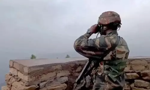 ஜம்மு காஷ்மீர்: எல்லைக் கோடு வழியாக இந்தியாவுக்குள் ஊடுருவிய பாகிஸ்தானியர் கைது