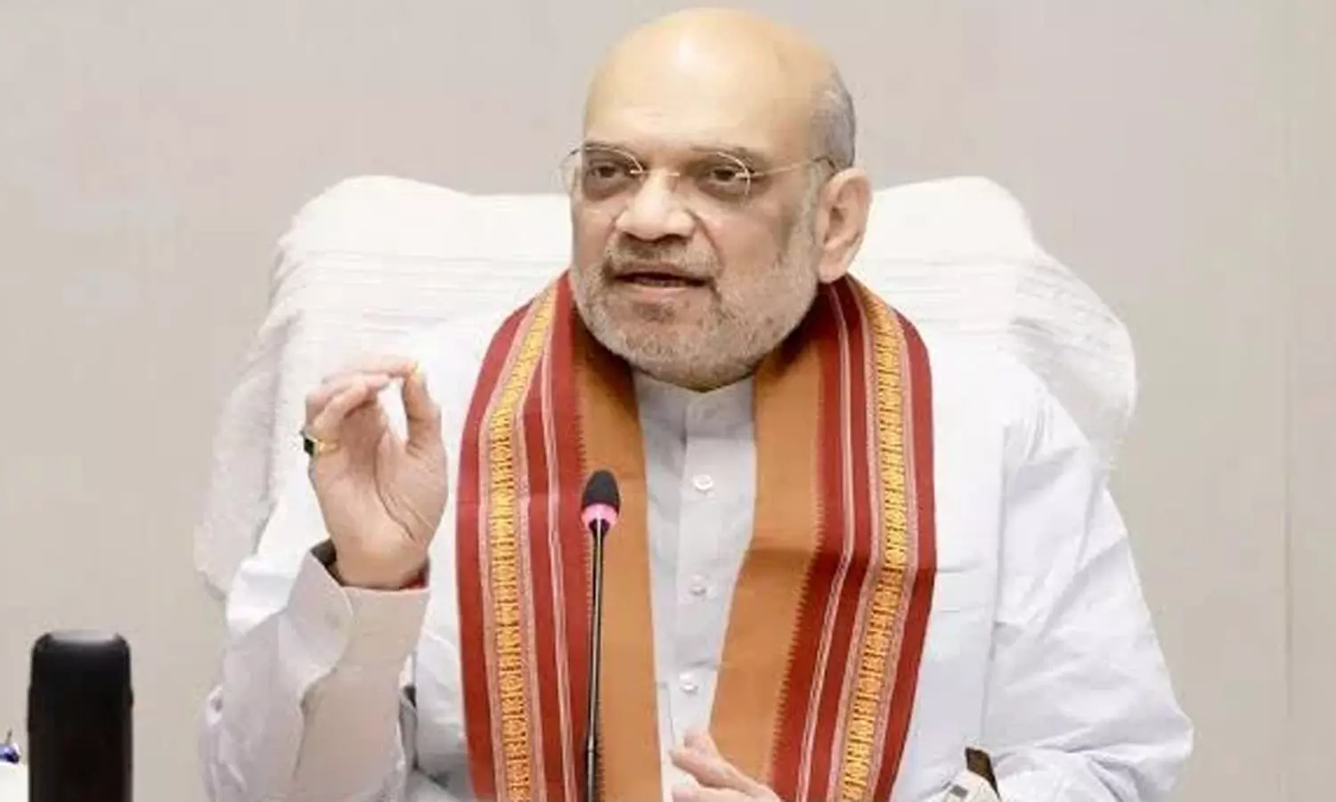 ஆபரேஷன் சிந்தூர்: விடுப்பில் உள்ள ராணுவ அதிகாரிகள் பணிக்கு திரும்ப உத்தரவு ஆபரேஷன் சிந்தூர்: விடுப்பில் உள்ள ராணுவ அதிகாரிகள் பணிக்கு திரும்ப உத்தரவு