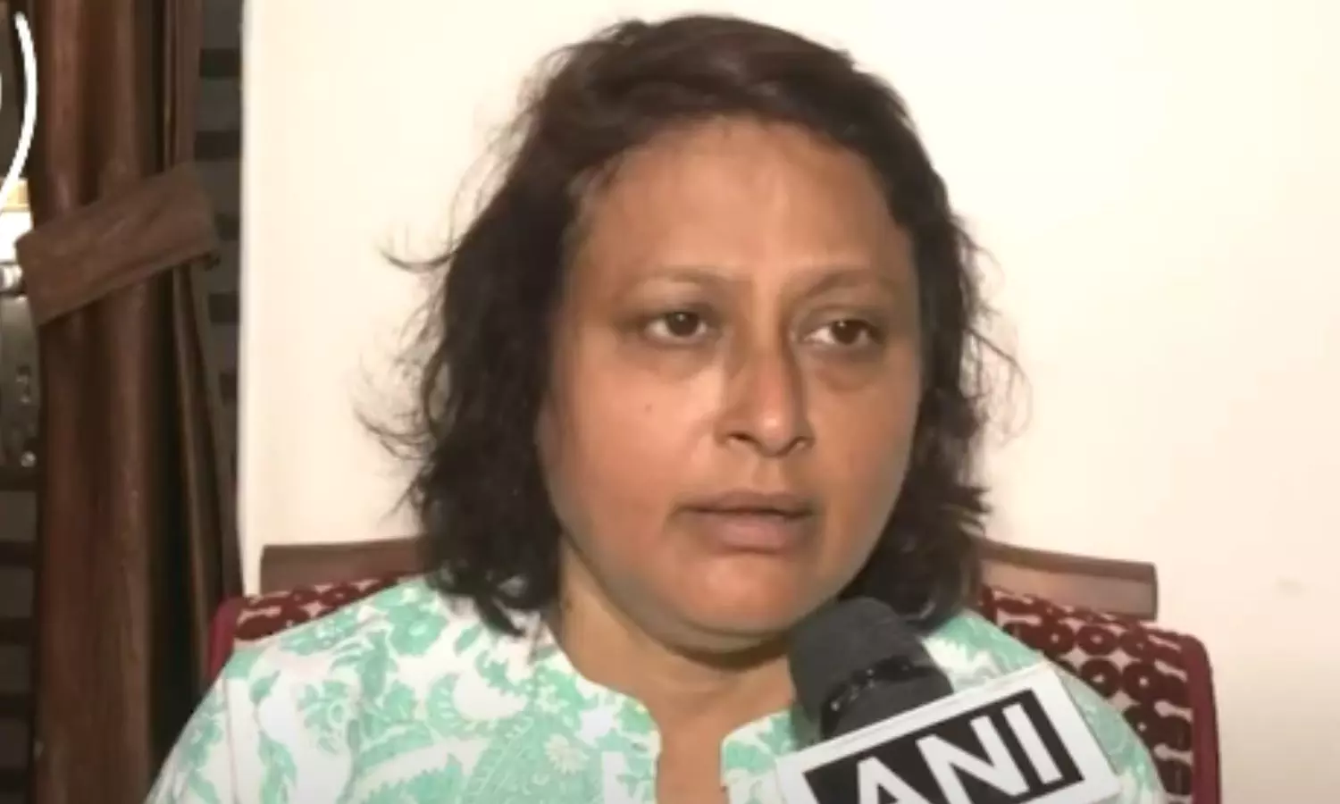 மொத்த பாகிஸ்தானும் அழிக்கப்பட வேண்டும் - பஹல்காம் தாக்குதலில் உயிரிழந்தவரின் மனைவி ஆவேசம் மொத்த பாகிஸ்தானும் அழிக்கப்பட வேண்டும் - பஹல்காம் தாக்குதலில் உயிரிழந்தவரின் மனைவி ஆவேசம்