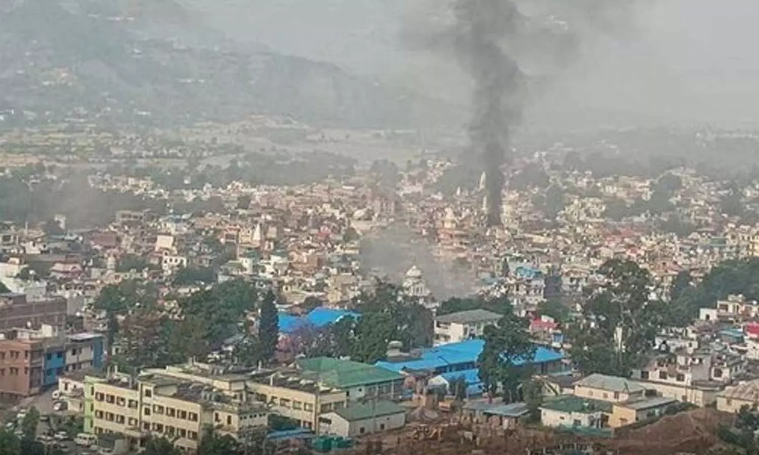காஷ்மீர் எல்லையில் பாகிஸ்தான் அத்துமீறி தாக்குதல் - 13 இந்தியர்கள் உயிரிழப்பு