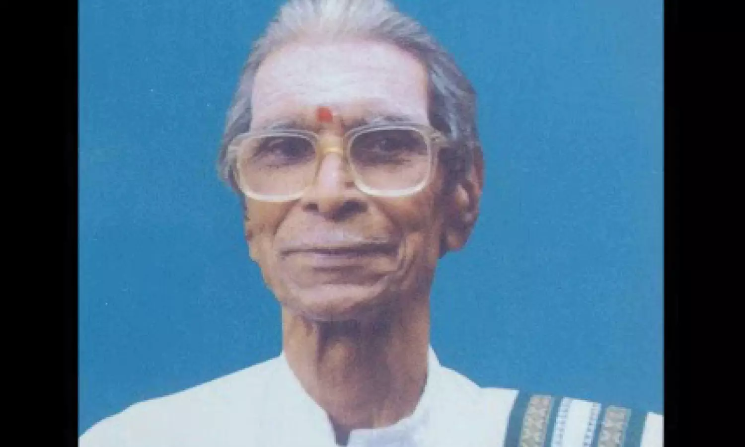 இலக்கணப் புலவர் முனைவர் தி.முத்து கண்ணப்பர் இலக்கணப் புலவர் முனைவர் தி.முத்து கண்ணப்பர்