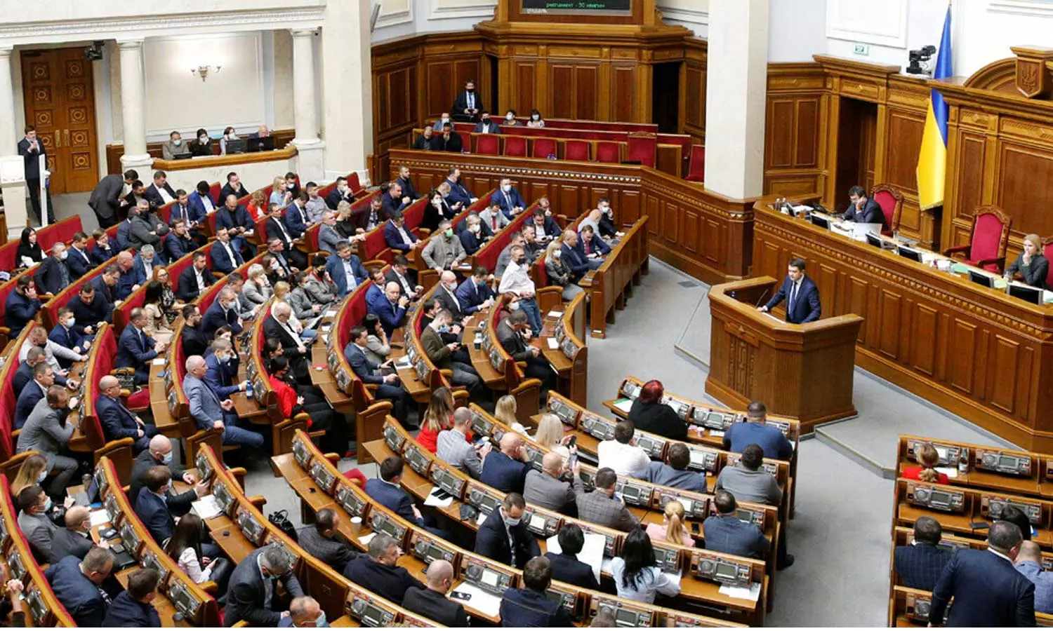 அமெரிக்கா உடனான கனிம ஒப்பந்தத்திற்கு உக்ரைன் பாராளுமன்றம் ஒப்புதல்