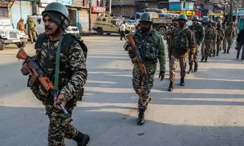 எல்லையில் அத்துமீறல்- 16 பேர் உயிரிழப்பு: பாகிஸ்தானுக்கு பதிலடி கொடுக்க வேண்டிய கட்டாயம்- இந்தியா