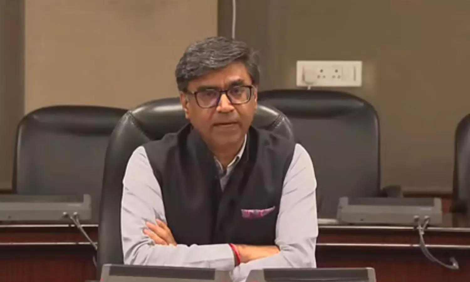 சண்டை நிறுத்த ஒப்பந்தத்தை மீறி பாகிஸ்தான் தாக்குதல்.. ராணுவம் கடும் பதிலடி - விக்ரம் மிஸ்ரி பேட்டி