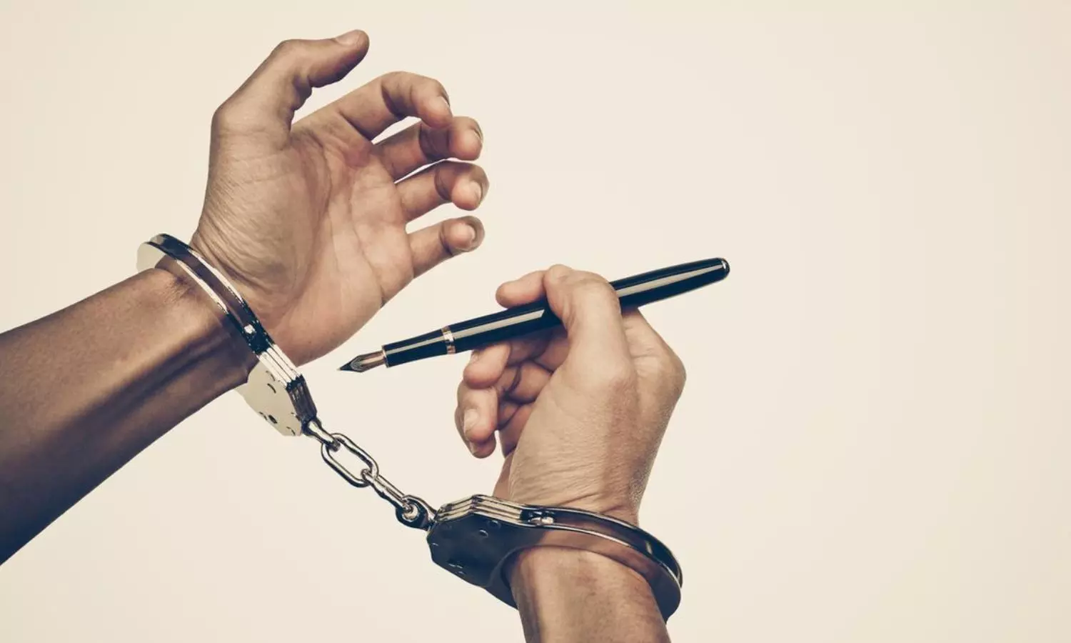 உலகில் வேறெங்கும் இல்லாத அளவுக்கு.. இந்தியா பற்றி  தெற்காசிய பத்திரிகை சுதந்திர அறிக்கையில் பகீர்