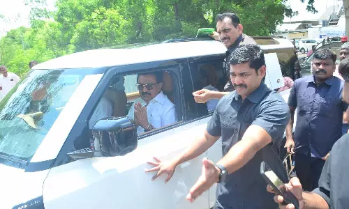 நீலகிரியில் முதலமைச்சர் மு.க.ஸ்டாலினுக்கு உற்சாக வரவேற்பு