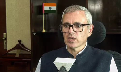 பாகிஸ்தான் அத்துமீறலால் வெளியேறிய மக்கள்- வீடு திரும்பலாம் என உமர் அப்துல்லா அறிவிப்பு