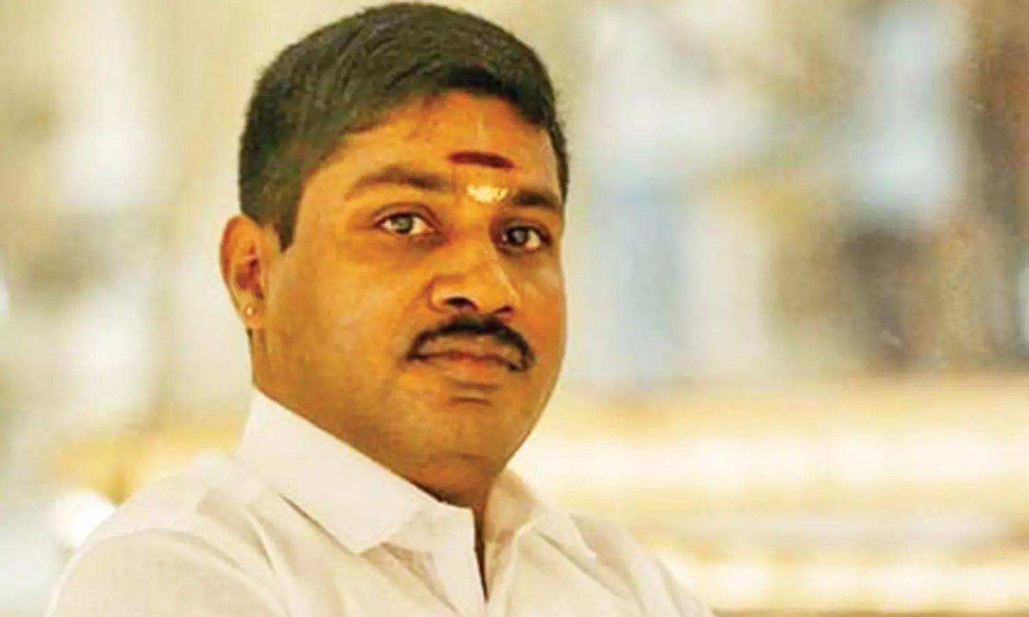 வடிவேலு காமெடி காட்சியை போல தெருவை காணவில்லை என கலெக்டர் அலுவலகத்தில் ஜி.பி.முத்து புகார்