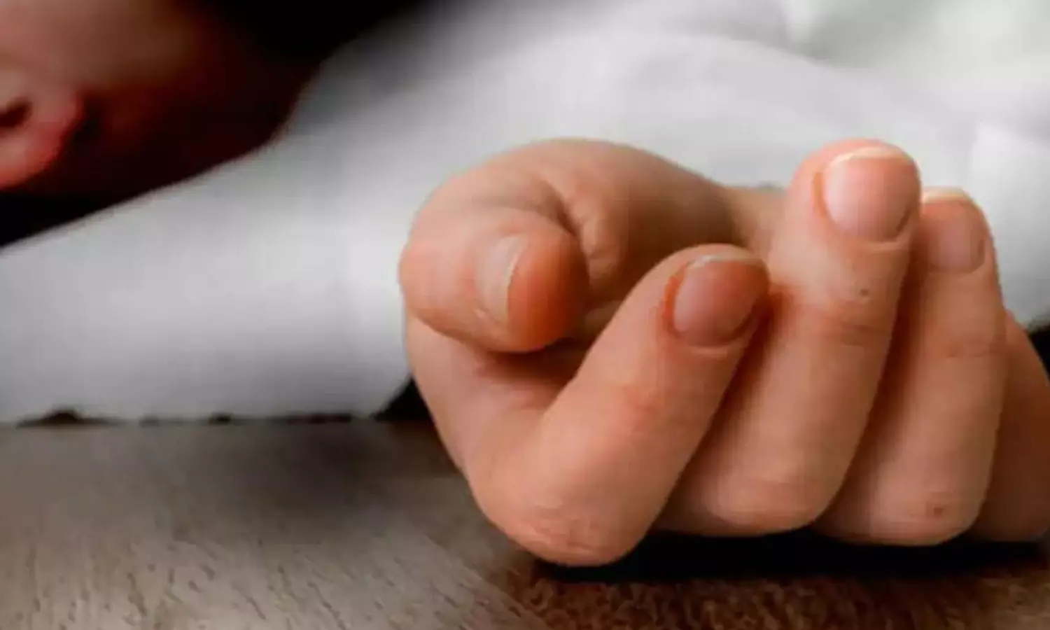 விளையாட்டு விபரீதமானது...  8-ம் வகுப்பு மாணவனை கொலை செய்த 6-ம் வகுப்பு மாணவன்