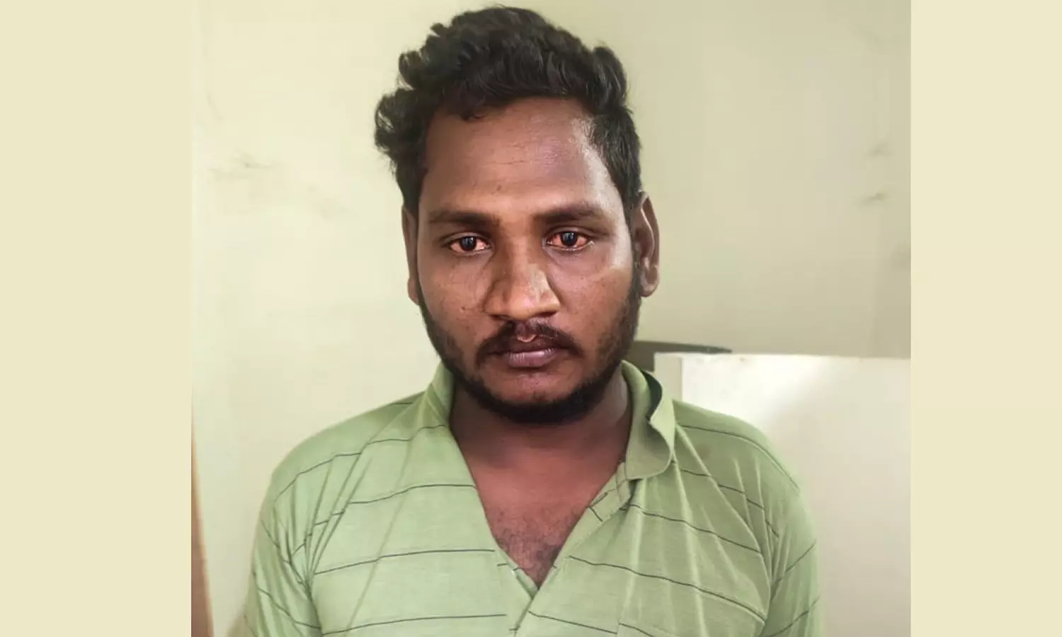 ஓ.பன்னீர்செல்வத்தின் தம்பி கார் மீது கல் வீசியவர் கைது