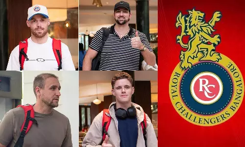 மீண்டும் ஆர்சிபி அணியில் இணைந்தனர் வெளிநாட்டு வீரர்கள்