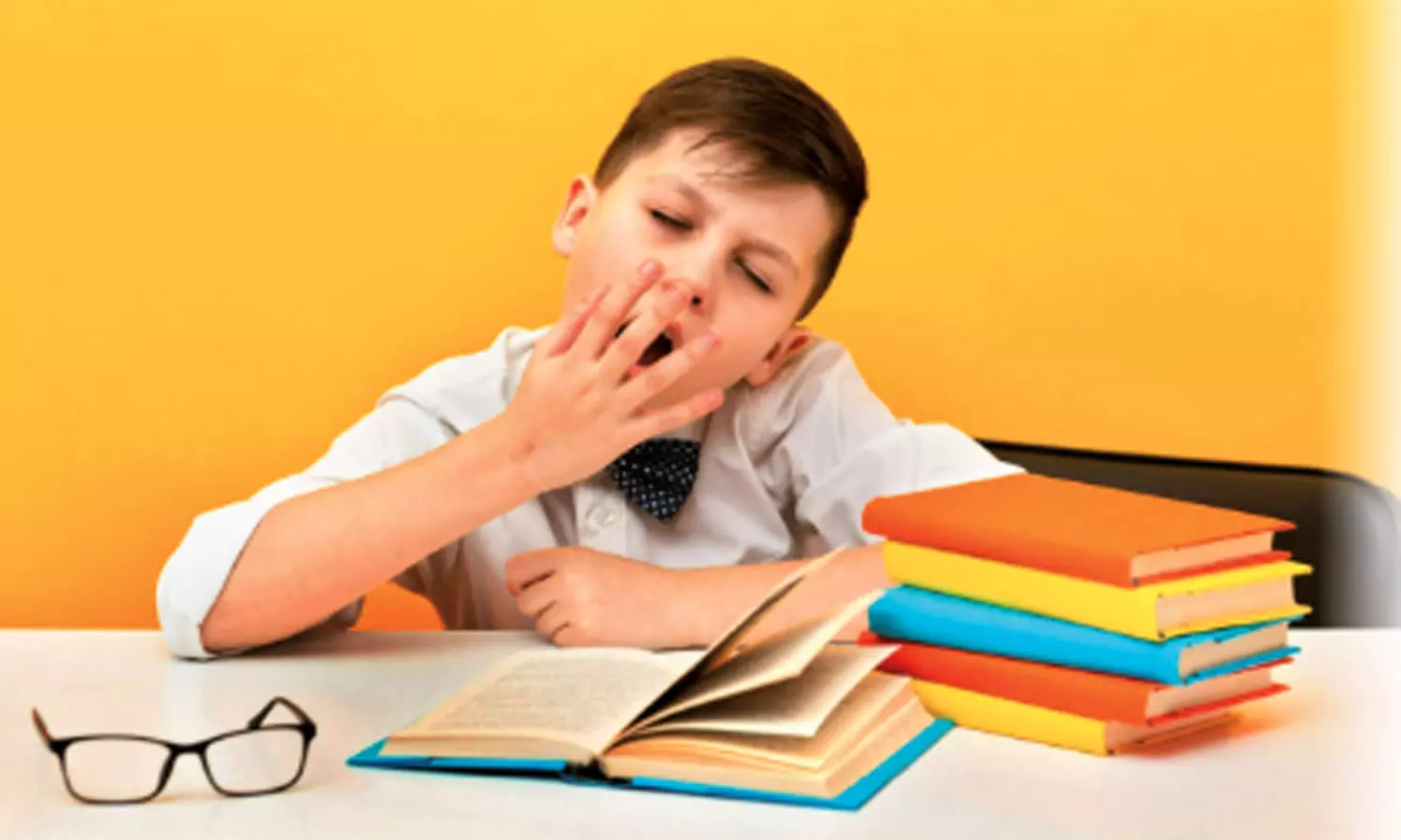 படிக்கும்போது தூக்கம் வருவது ஏன் தெரியுமா?
