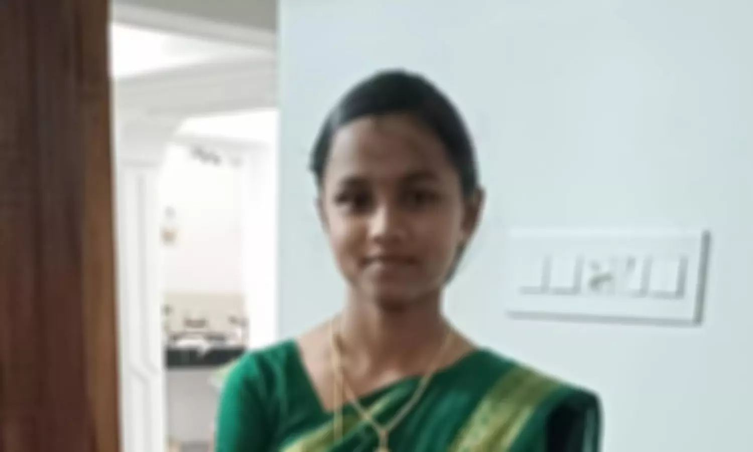 தோல்வி பயத்தில் தற்கொலை செய்த மாணவி- 10-ம் வகுப்பு தேர்வில் வெற்றி தோல்வி பயத்தில் தற்கொலை செய்த மாணவி- 10-ம் வகுப்பு தேர்வில் வெற்றி