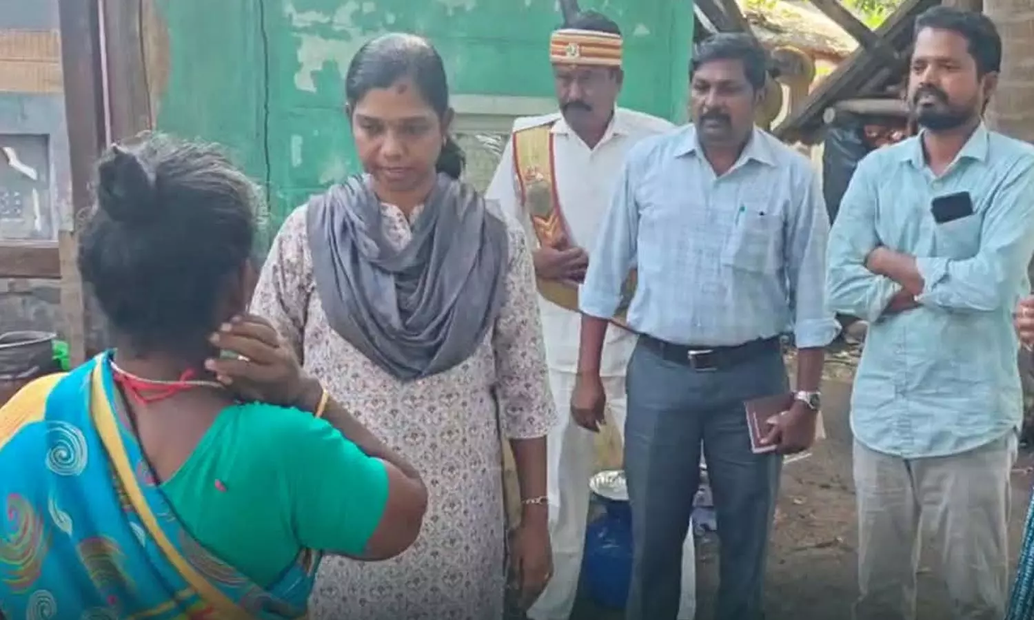 வடகாட்டில் ஆட்சியர் அருணா ஆய்வு