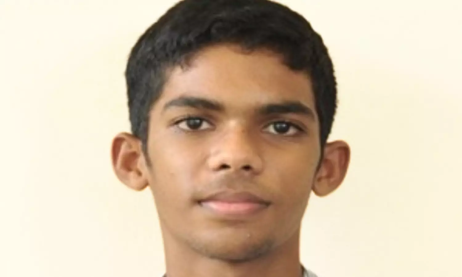 10 வகுப்பு தேர்வு முடிவு- ஒட்டன்சத்திரம் மாணவர் 498 மதிப்பெண்கள் பெற்று சாதனை