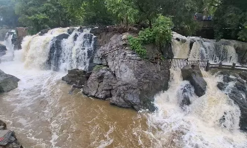 ஒகேனக்கல்லுக்கு நீர்வரத்து 6 ஆயிரம் கனஅடியாக அதிகரிப்பு