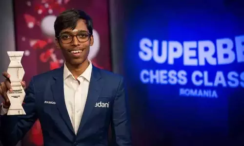 சூப்பர்பெட் கிளாசிக் செஸ் தொடர்: பட்டம் வென்ற பிரக்ஞானந்தா