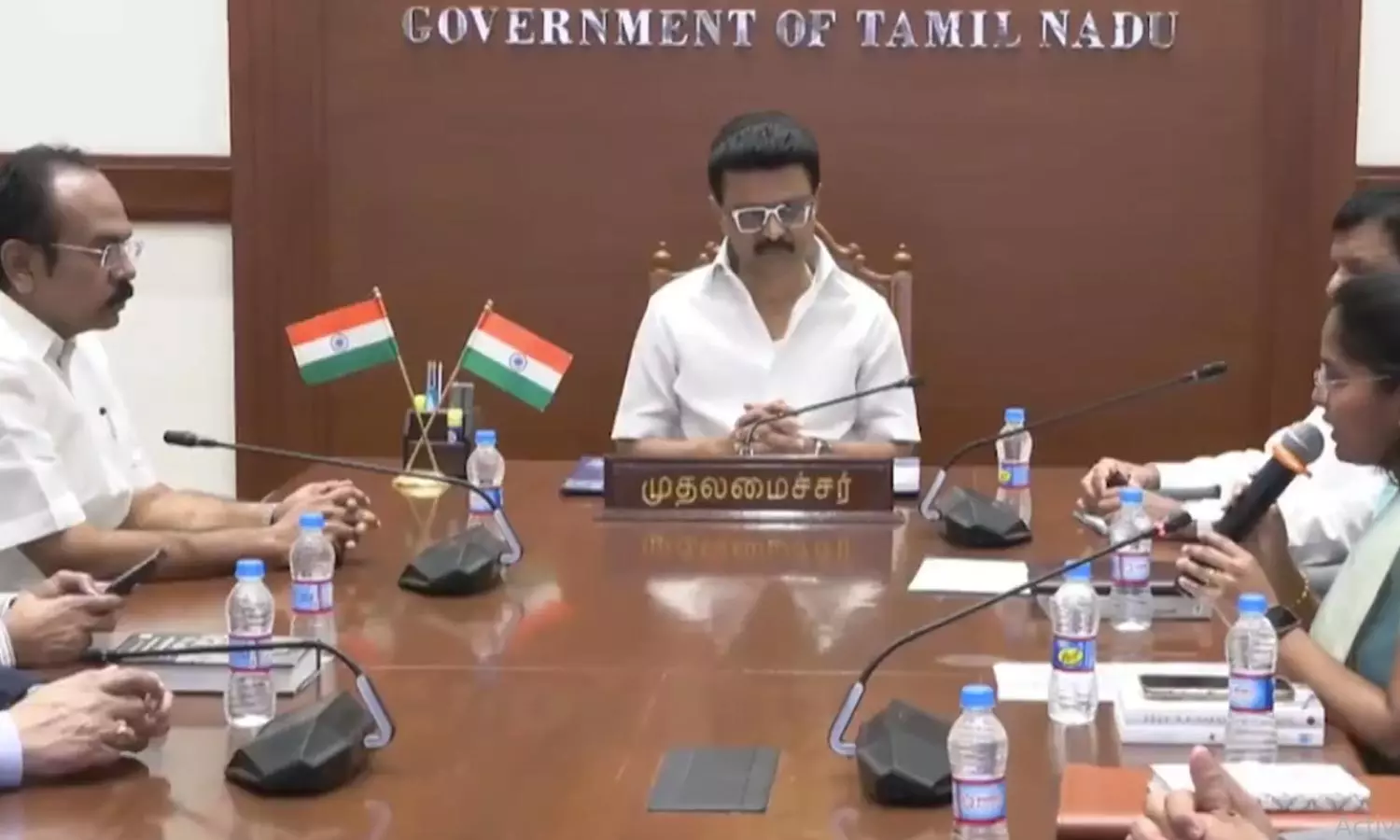 பருவமழை முன்னெச்சரிக்கை நடவடிக்கைகள் - அதிகாரிகளுக்கு முதலமைச்சர் மு.க.ஸ்டாலின் உத்தரவு பருவமழை முன்னெச்சரிக்கை நடவடிக்கைகள் - அதிகாரிகளுக்கு முதலமைச்சர் மு.க.ஸ்டாலின் உத்தரவு